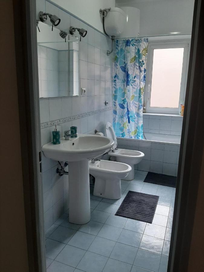 Centro Monti Tiburtini B&B Roma エクステリア 写真
