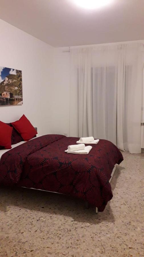 Centro Monti Tiburtini B&B Roma エクステリア 写真